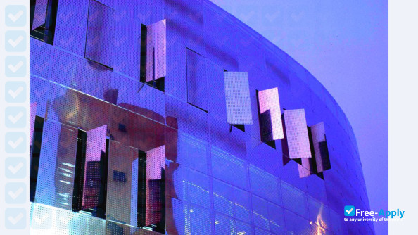 Photo de l’Higher School of Chemistry, Physics, Electronics of Lyon #6